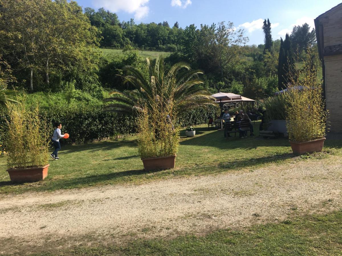 Affitta Camere Il Pettirosso Φέρμο Εξωτερικό φωτογραφία